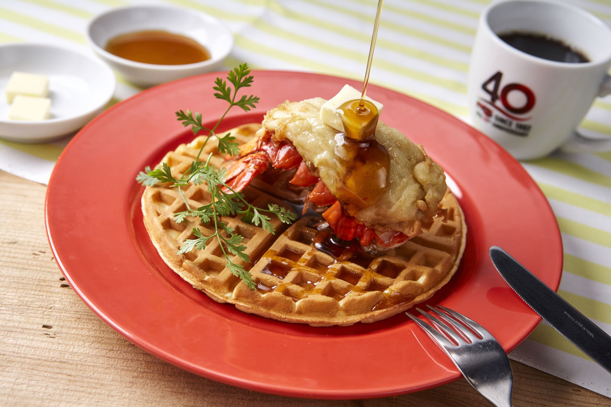 【6/30まで期間限定販売！”高級×かわいい” お中元はいかが？】オンライン限定！SNSで話題の「ねこねこ食パン」から、2022年お中元セットが登場