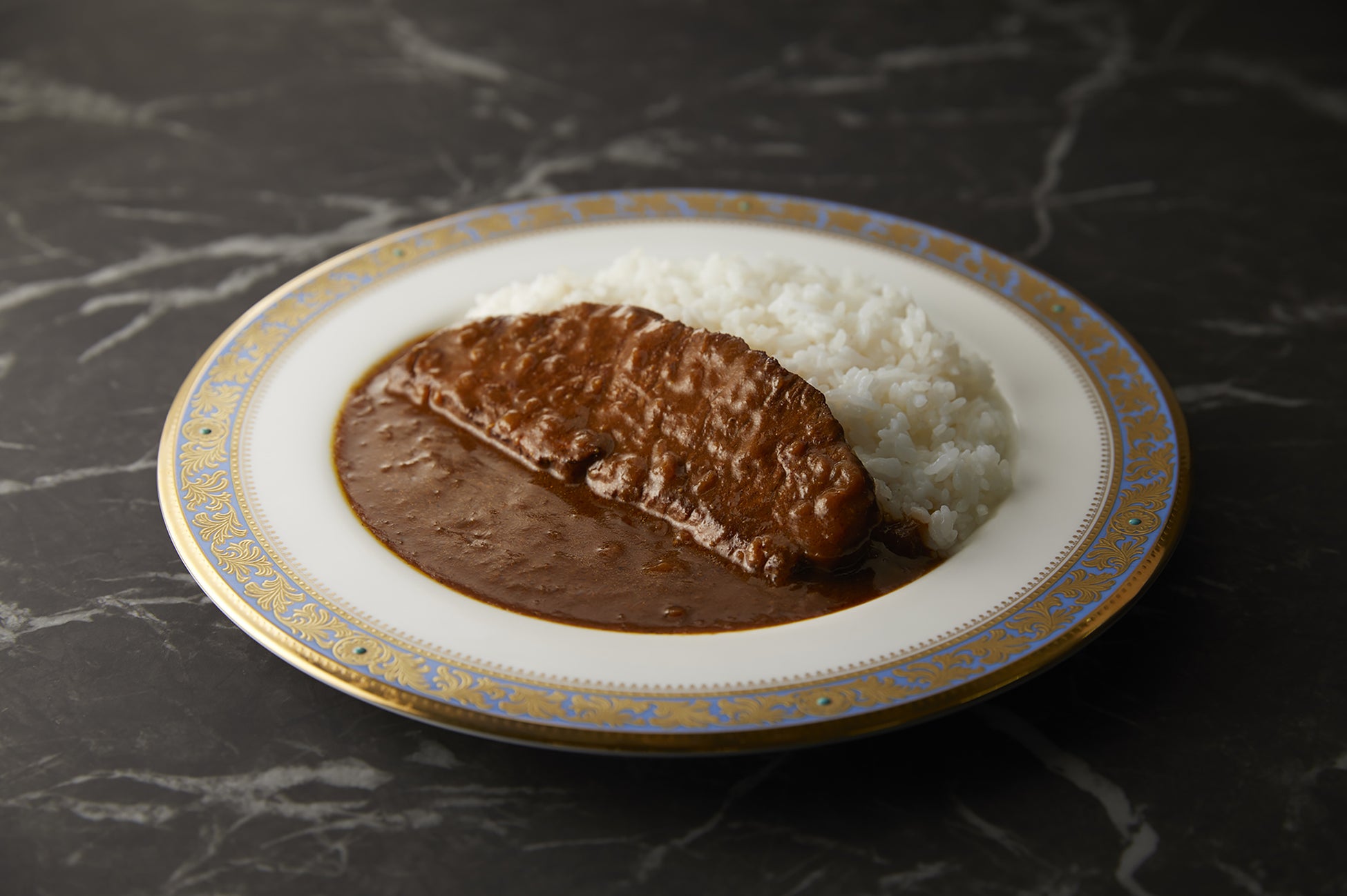 大阪市淀川区田川北に冷凍餃子の自動販売機店
「龍鳳ぎょうざ店」が6月11日(土)にオープン　
創業昭和38年中華料理「龍鳳」の
伝統の餃子が自宅で楽しめる！