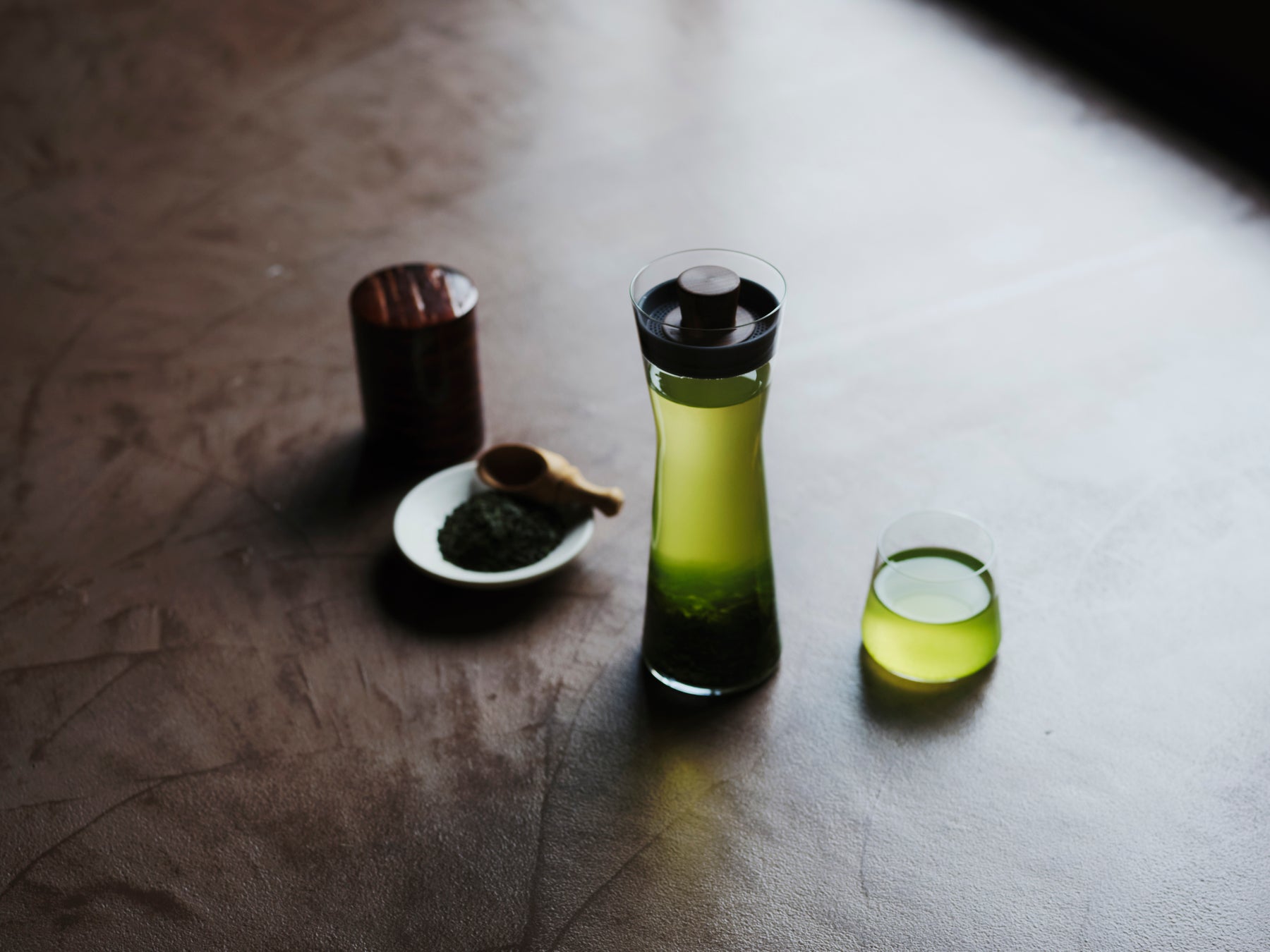 LOAD&ROAD、史上最薄クラスのお茶専用うすづくり水出しカラフェ・グラス「teplo cold brew carafe / teplo cold brew glass」を発売