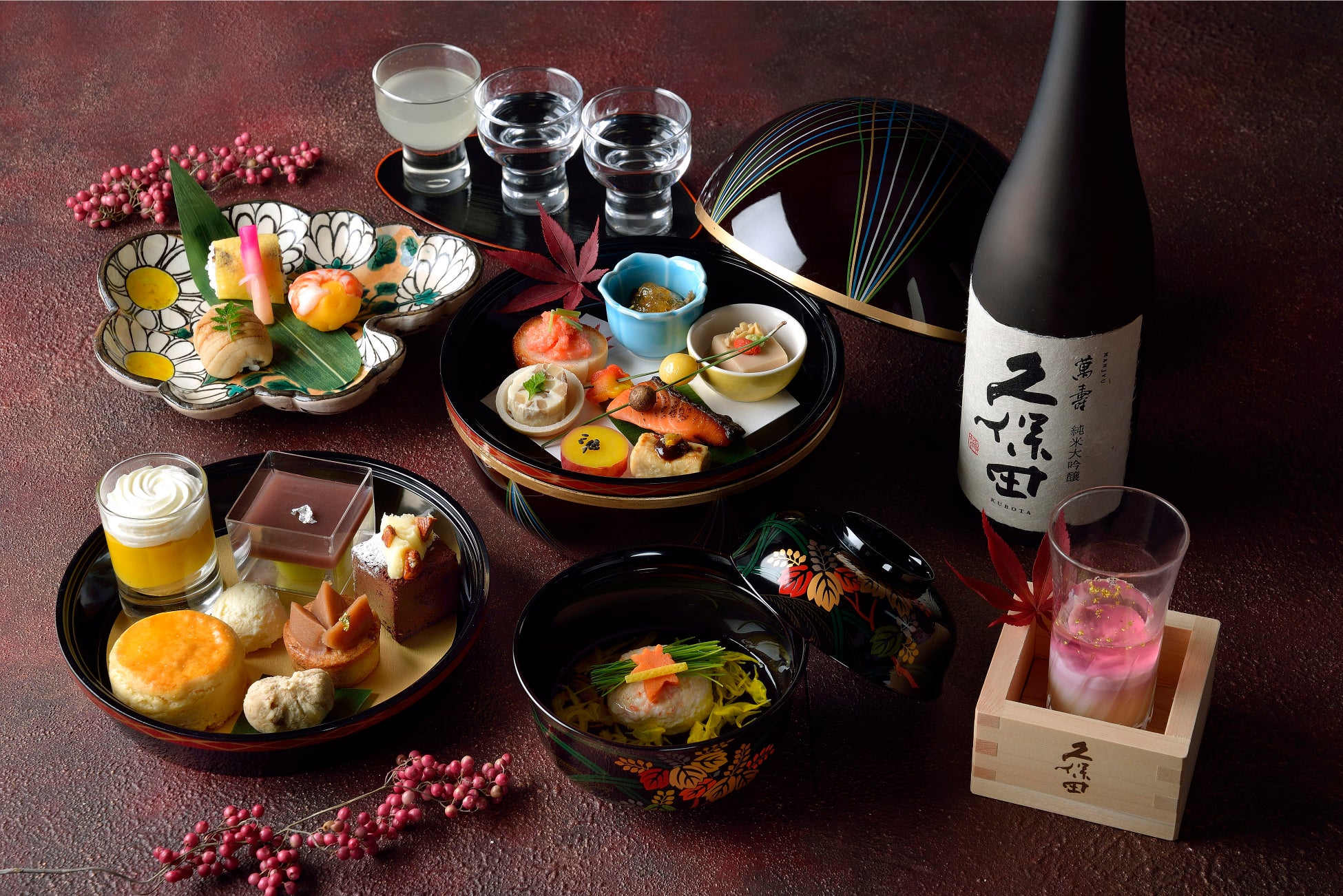 猛暑は肉で乗り越える！新発売のお惣菜2点を含む夏季限定セットを数量限定で7⽉30⽇より販売開始！