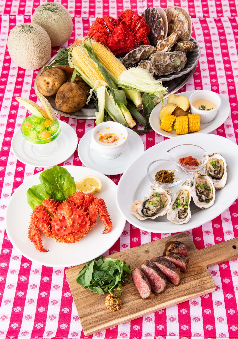 ホテル最上階のバーでリゾート気分「TIKI COCKTAIL SELECTION(ティキ カクテル セレクション)」