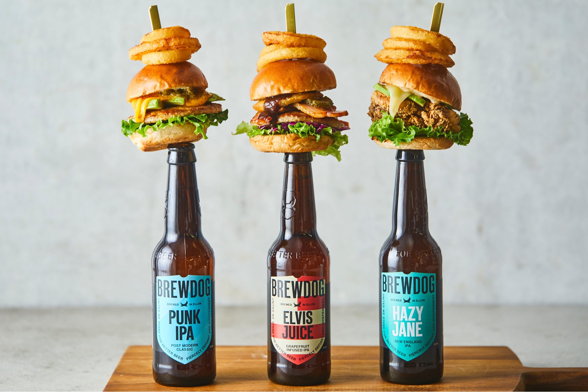 アメリカンハンバーガーショップ「J.S. BURGERS CAFE」より、英国シェアNO.1クラフトビール BREWDOGとコラボしたペアリングメニュー3種を新宿店限定で販売！