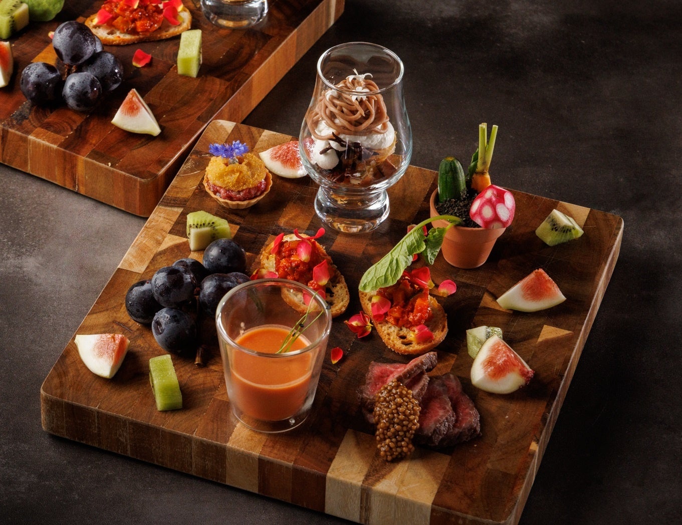 カナダ・ケベック州生まれのメープルシロップ
「Mon Favori(モンファボリ)」が
国内売上シェアNo.1ブランドに！
250gサイズは単品で国内売上No.1を獲得！