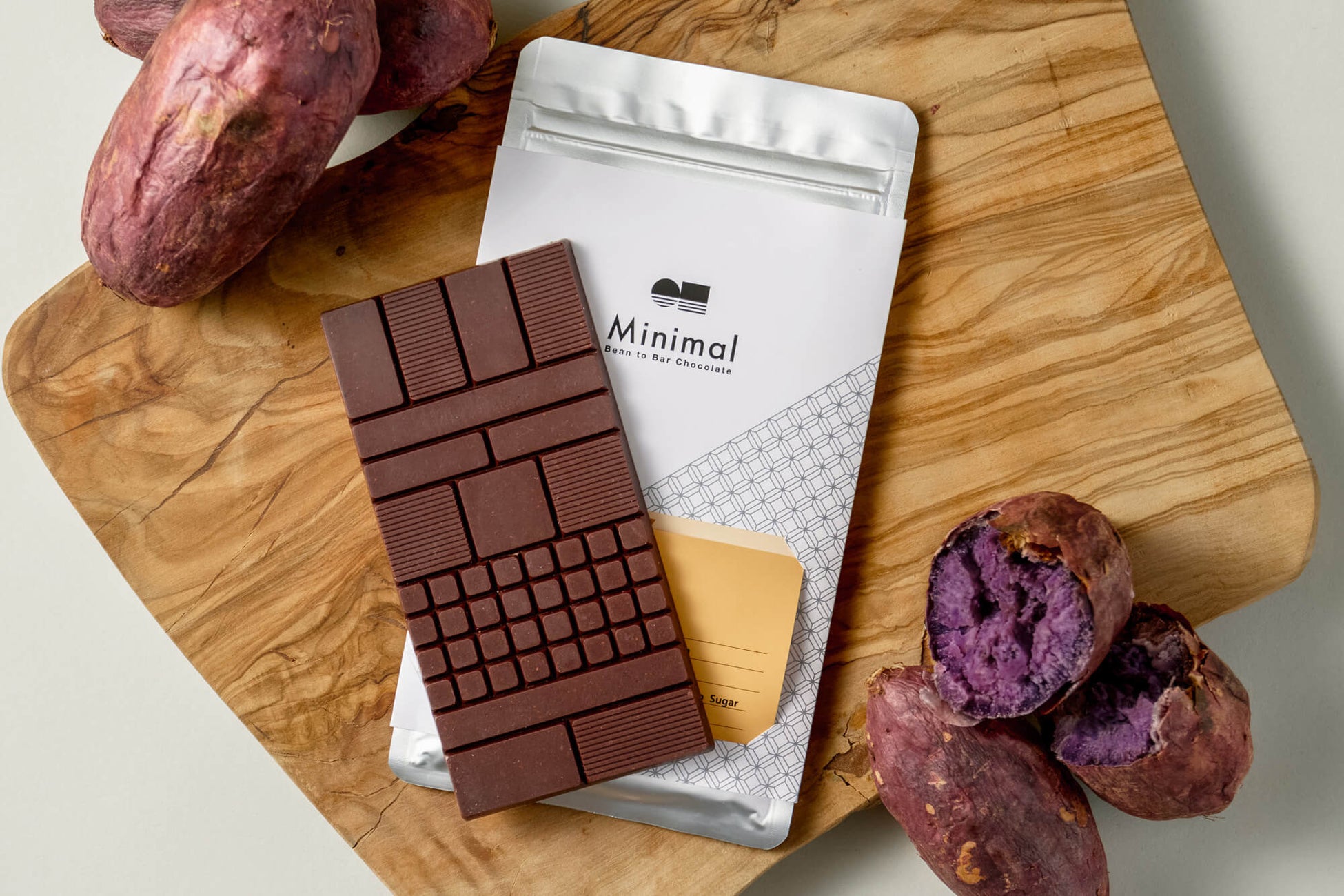 Minimalより秋限定フレーバーの板チョコレート登場。カカオと砂糖のみで表現した、さつまいものようなこっくりとした味わい。「SEASONAL ニカラグア60%」10月1日発売