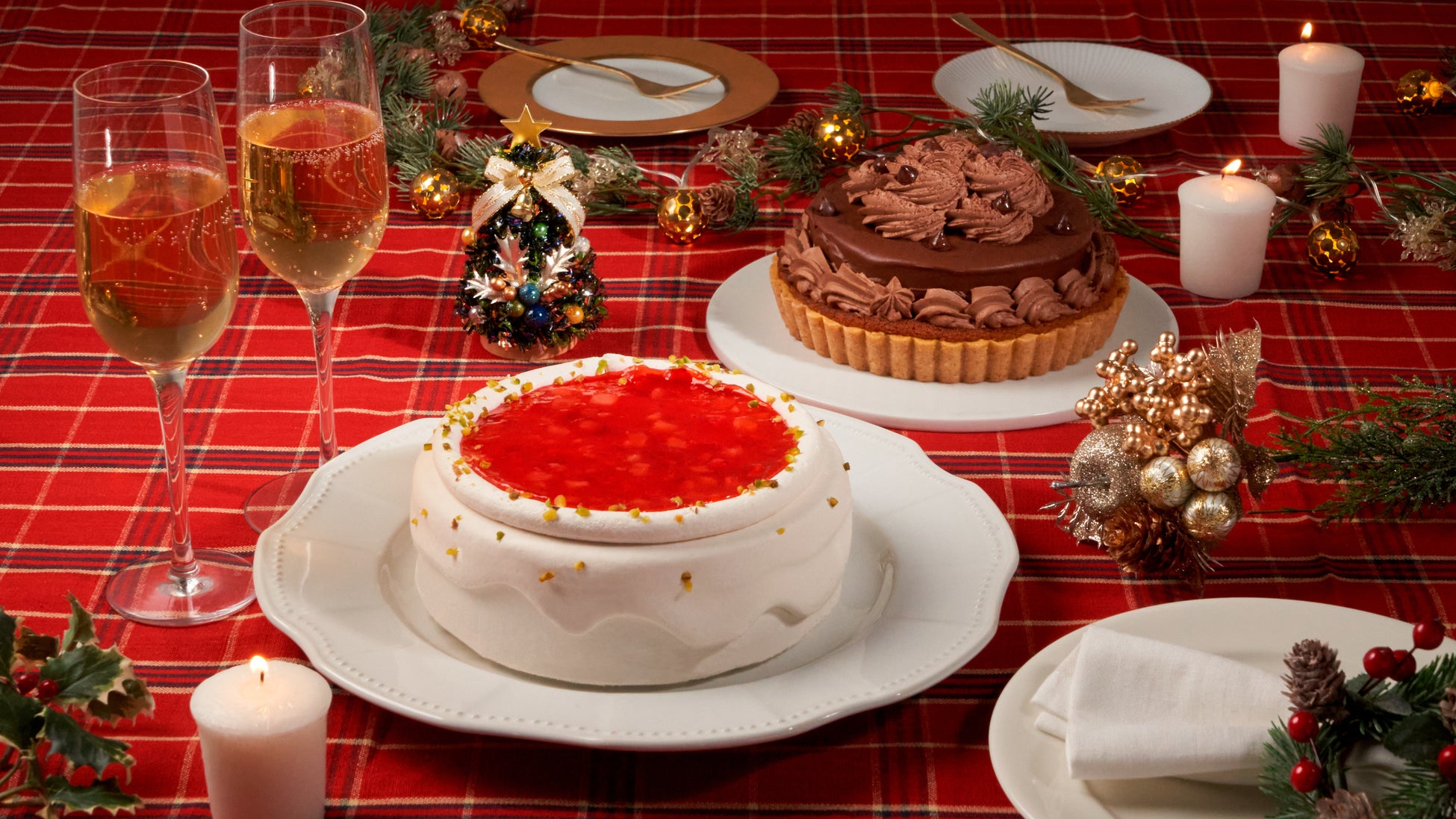 プラントベースフードブランド「2foods」から、動物性原材料を使わず、グルテンフリーも実現したこだわりのプラントベースクリスマスケーキ2種 10月18日より予約開始