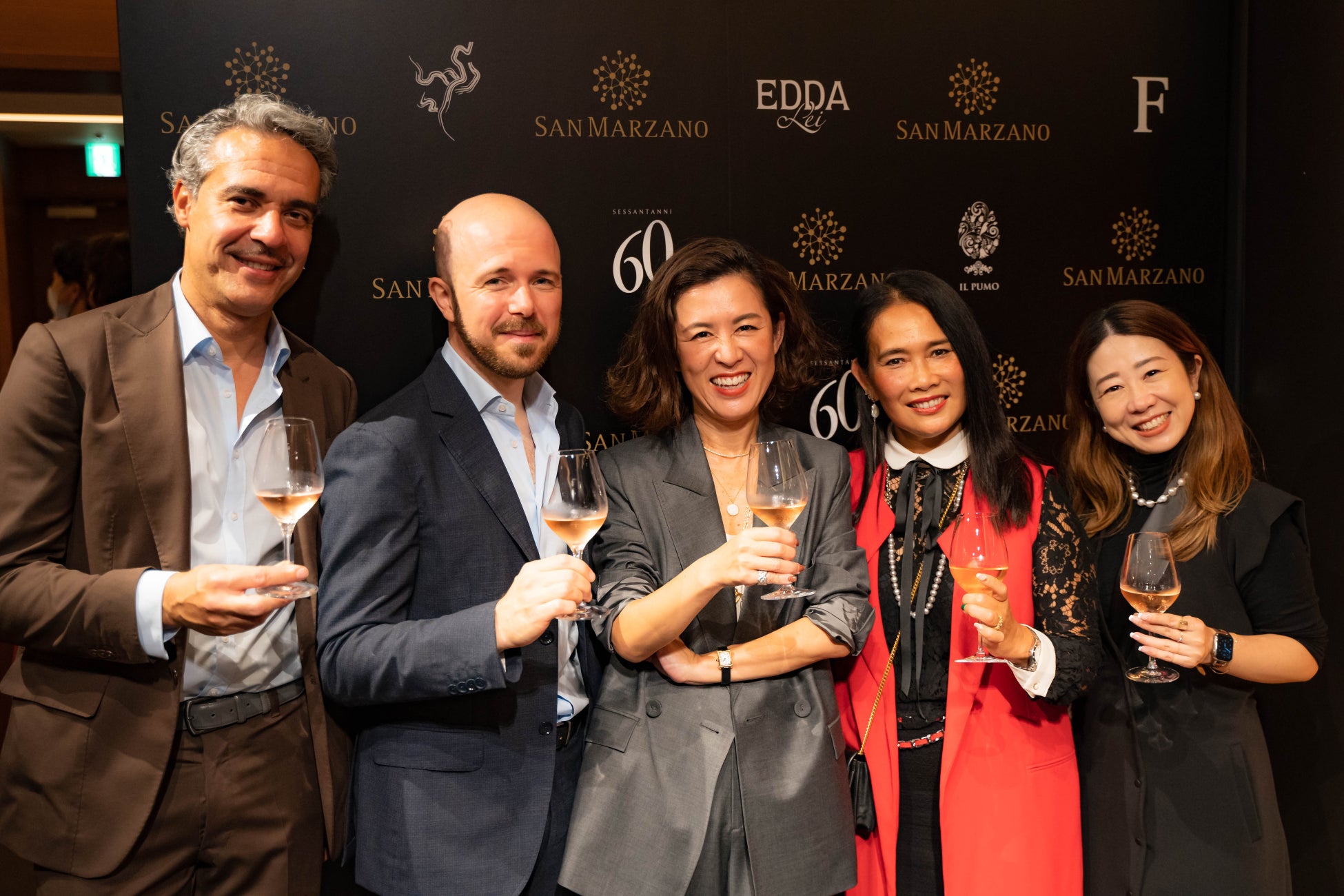 3つ星の味を堪能できる、白トリュフをふんだんに使った期間限定のスペシャリテコース ガストロノミー“ジョエル・ロブション” 「MENU Spécialité」