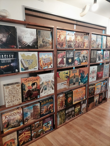 <バンホーテン> ピュア ココア 2022-2023 リミテッド デザイン缶 数量限定で発売中