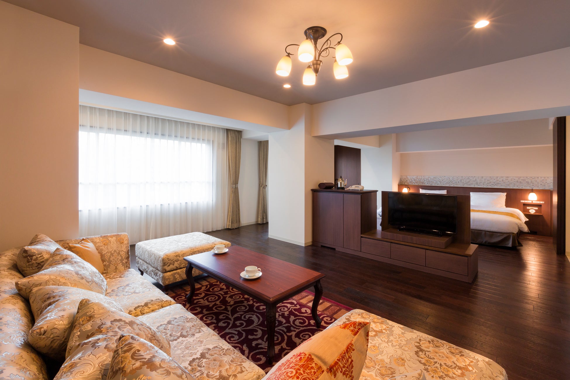 【ブーランジェリーアン】［11/1発売］今日はどのパンと合わせよう？おうちで気軽に“お酒×パン”のマリアージュを楽しめる新商品