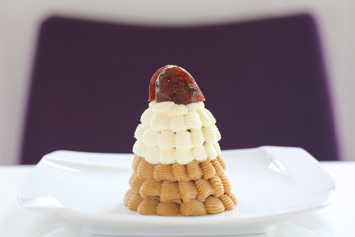 体を芯から温める効果の高い“ショウガオール”の含有量を高めた
新商品『ウルトラしょうが＋温』を10月31日(月)発売！