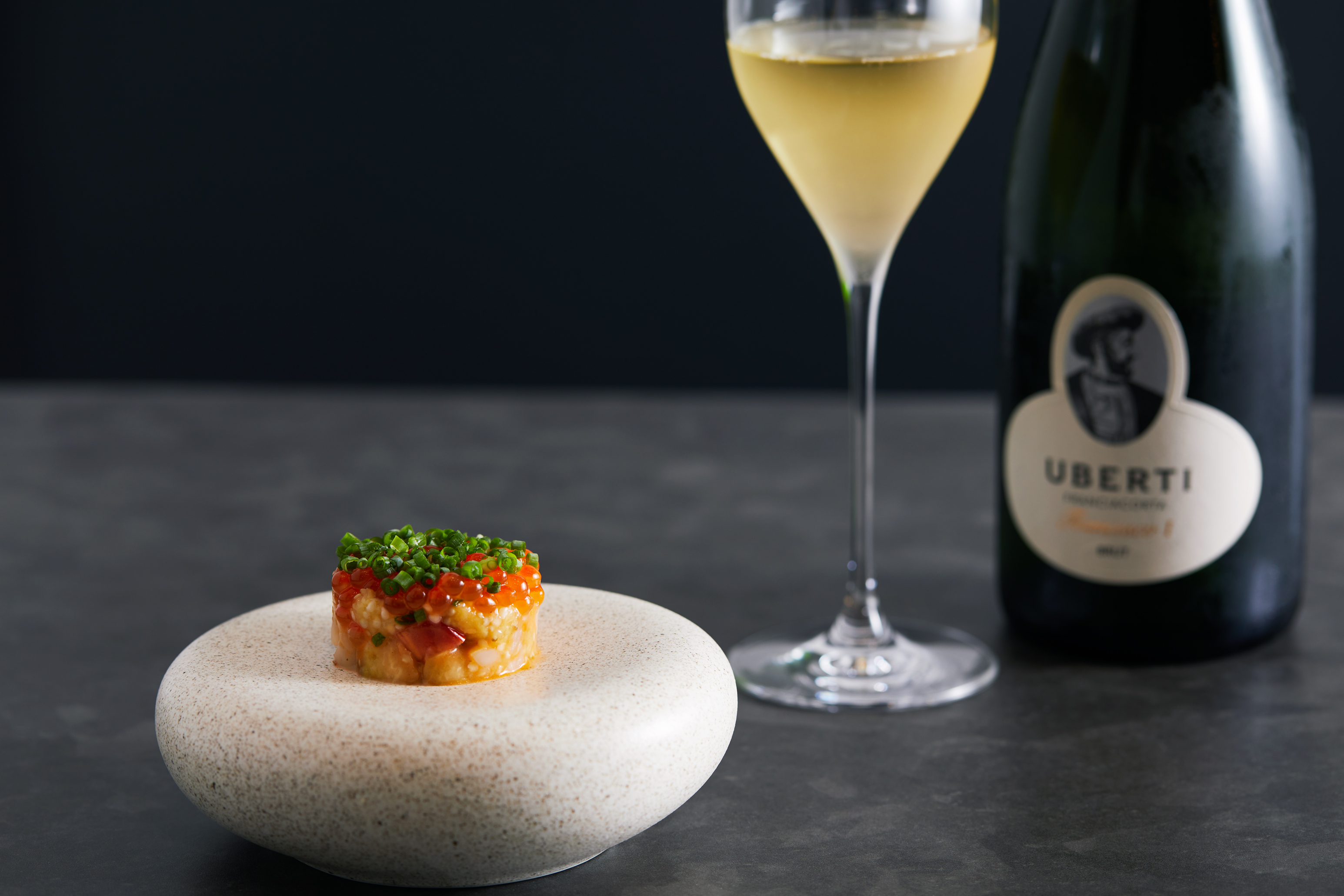 信州発ご当地チョコレート専門店GAKUより、
おうちクリスマスを華やかに！
数量限定クリスマスケーキが11月1日から予約開始！