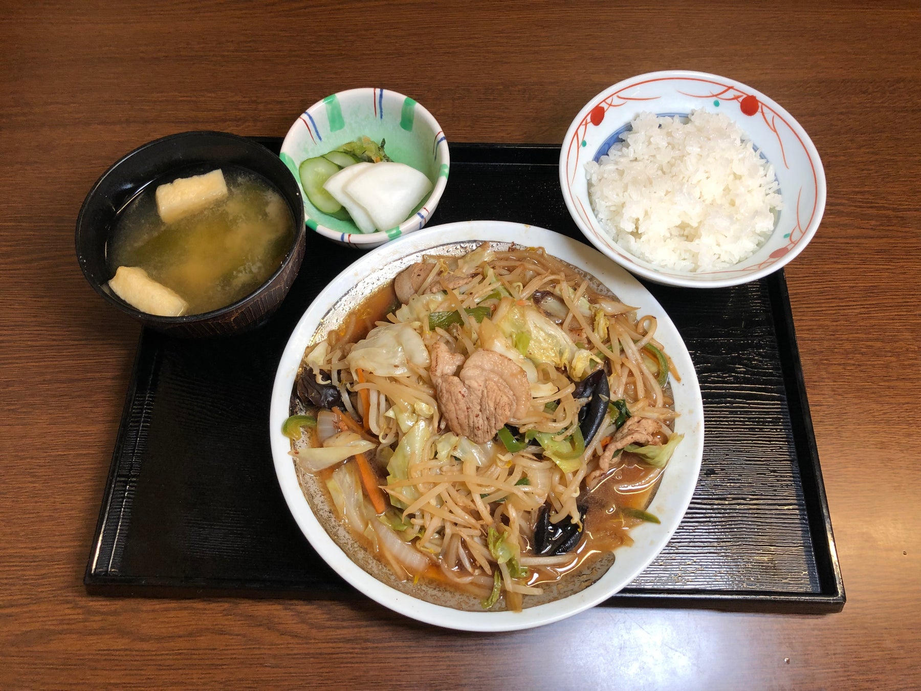 きょうの日本酒、デリバリーサービスでの日本酒一合瓶のお届けを、都内一部エリアで開始。