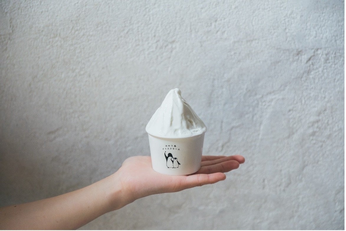 ごま専門カフェ『goma to』から11月5日「ごまの日」に期間限定メニュー「たっぷりごまとベリーのパフェ」が登場！