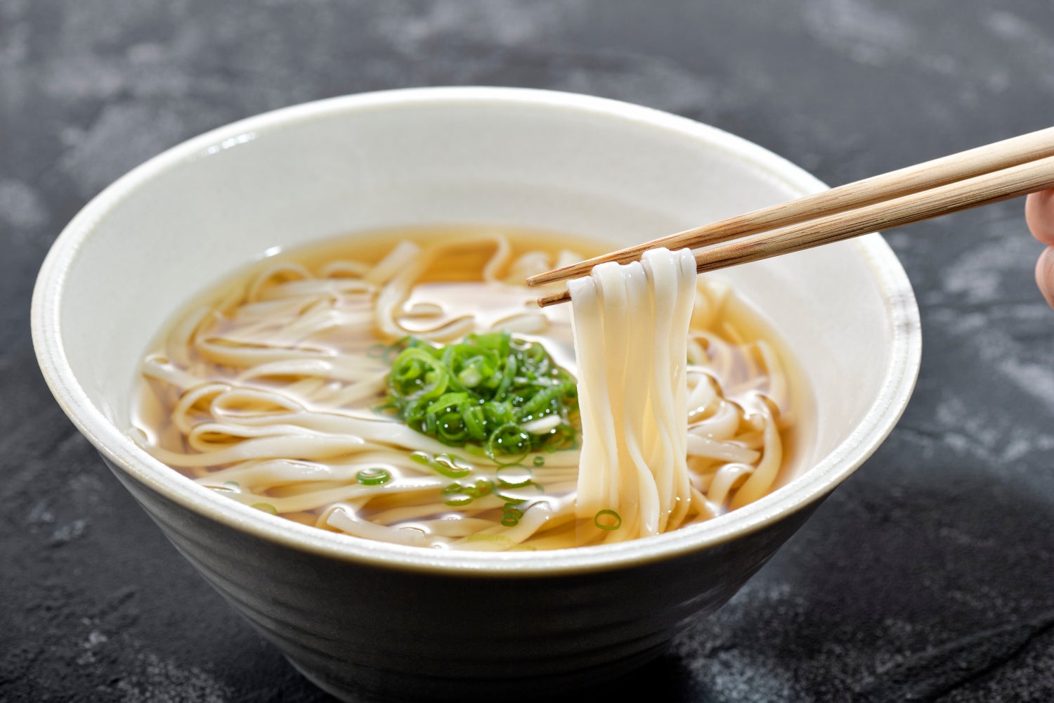 【札幌店オープン】デリバリー業界を牽引するグロブリッジの最新ブランド『極上生カルボナーラ はらぺこパスタ食堂』