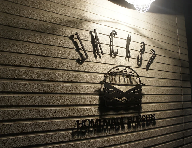 あの名店の味、ミニストップで味わえます!! 天理スタミナラーメン監修 豚骨と白菜の旨みあるピリ辛醤油ラーメン ~12/13(火)新発売~