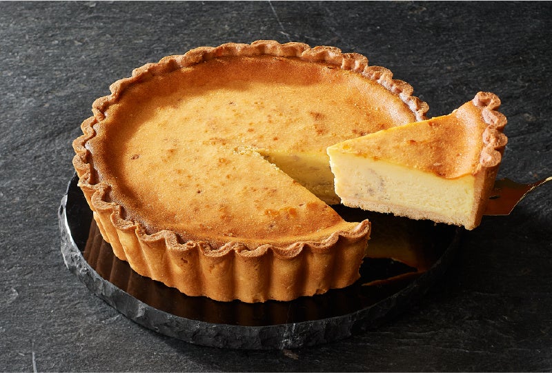 志津屋×アニメ「ジョジョの奇妙な冒険」シリーズのコラボレーション決定!京都のソウルフード、志津屋の「カルネ」がジョジョコラボの特別仕様に