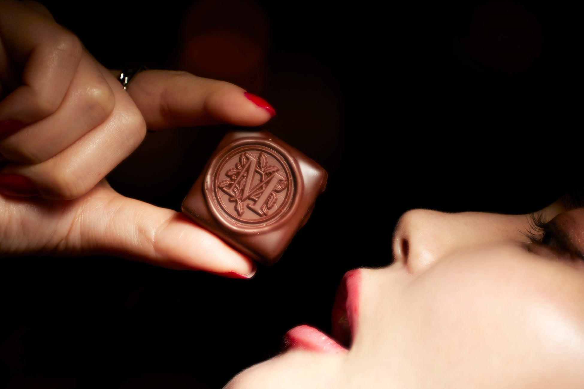 ＜SHIROYAMA HOTEL kagoshimaホテル開業60周年記念＞大切な人へ、心をこめた特別な贈りもの　Jewelry Chocolate Box「ジュエリーショコラボックス」が登場