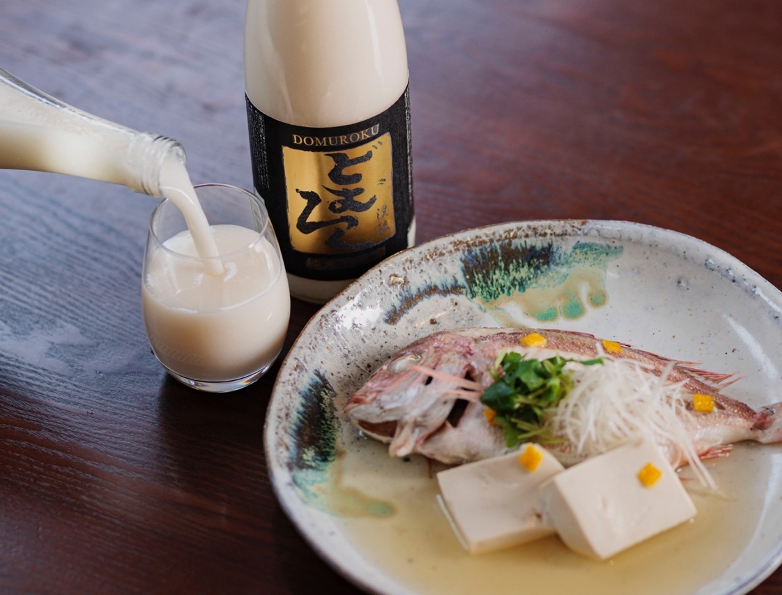 日本酒業界でも注目！活性にごり酒の純米大吟醸！？
「純米大吟醸　どむろく　渓流」を2月10日に発売