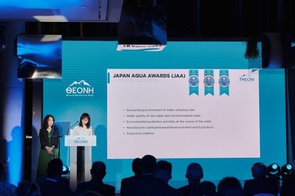 【銀座コージーコーナー】憧れのディズニープリンセスをプチケーキにデザイン♪　＜ディズニープリンセス＞コレクションが登場！