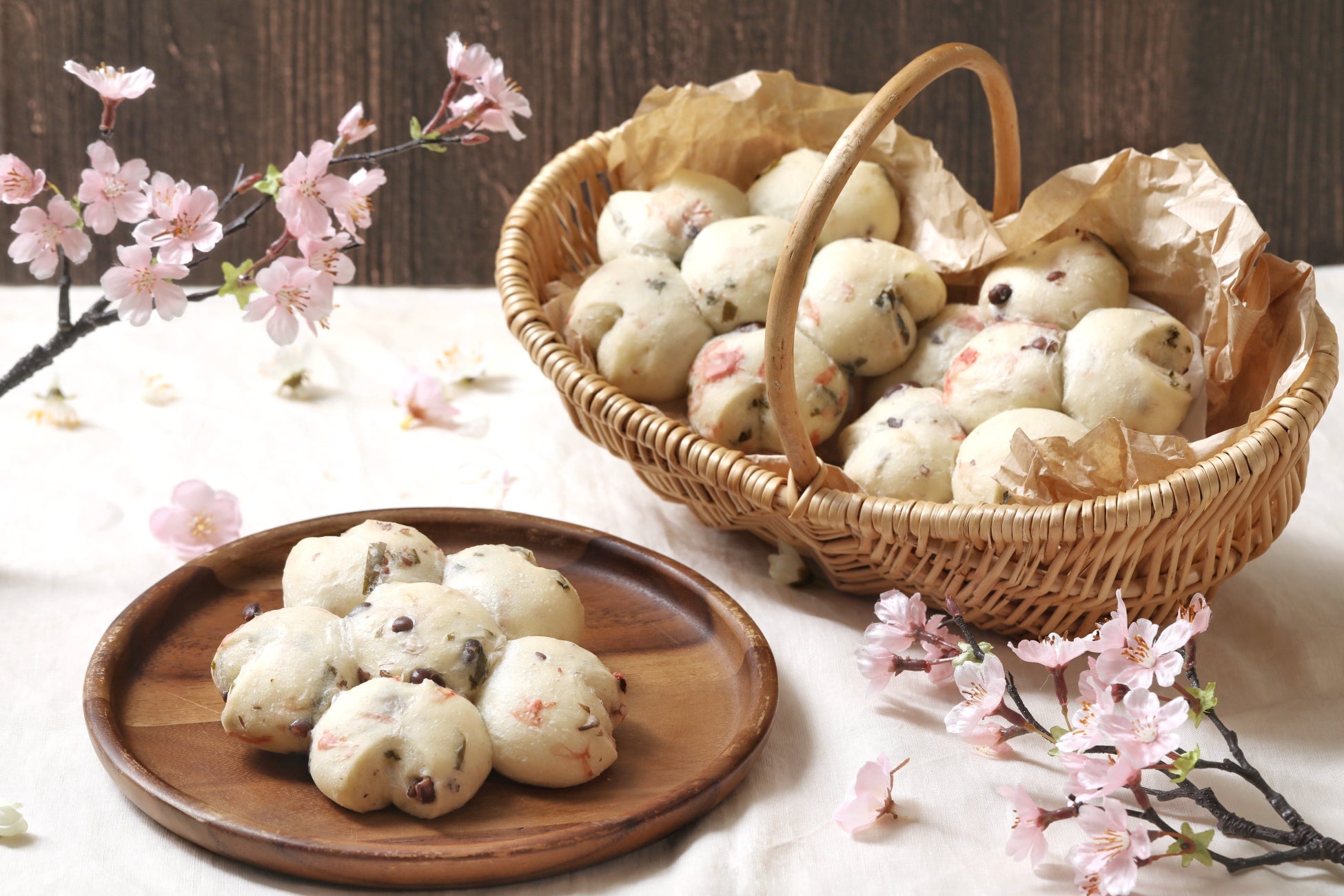 【3月限定！ひと足先に春満開！人気商品の桜フレーバー】京都発の老舗ベーカリー「GRANDIR（グランディール）」より、桜の形に仕上げた『京生ちぎりパン～SAKURA～』が新発売
