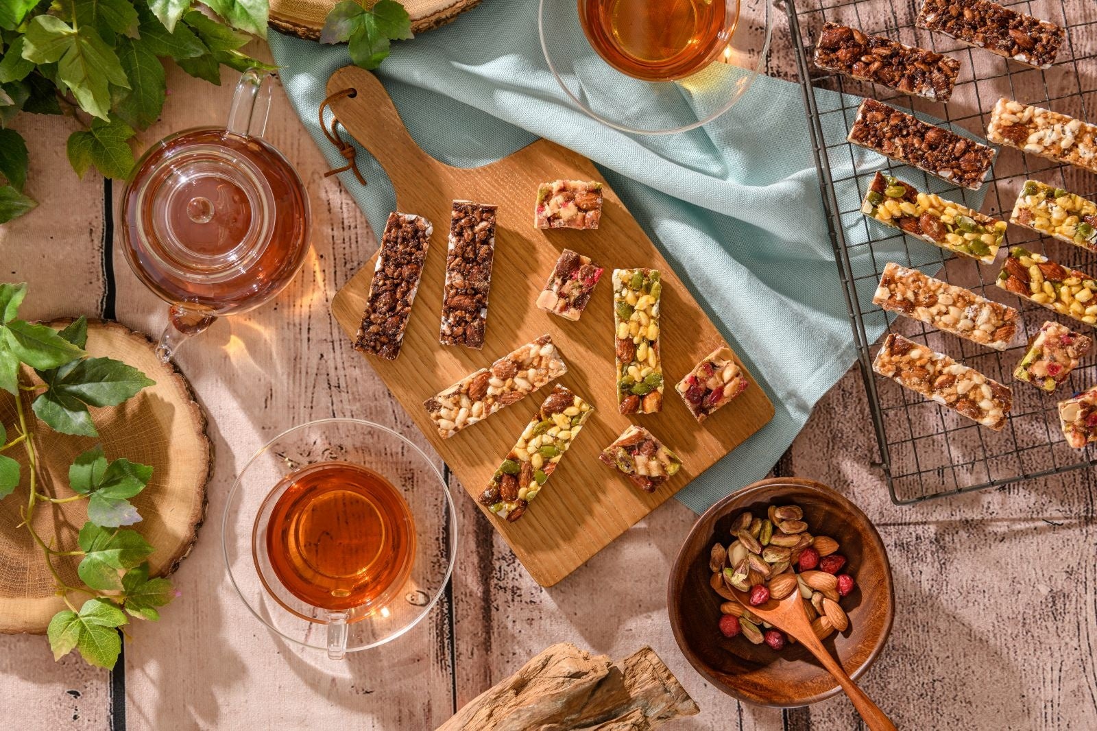 烏骨鶏かすていらの甘みが凝縮されている希少部位“美味”を
3月1日から3月23日まで期間限定で販売！