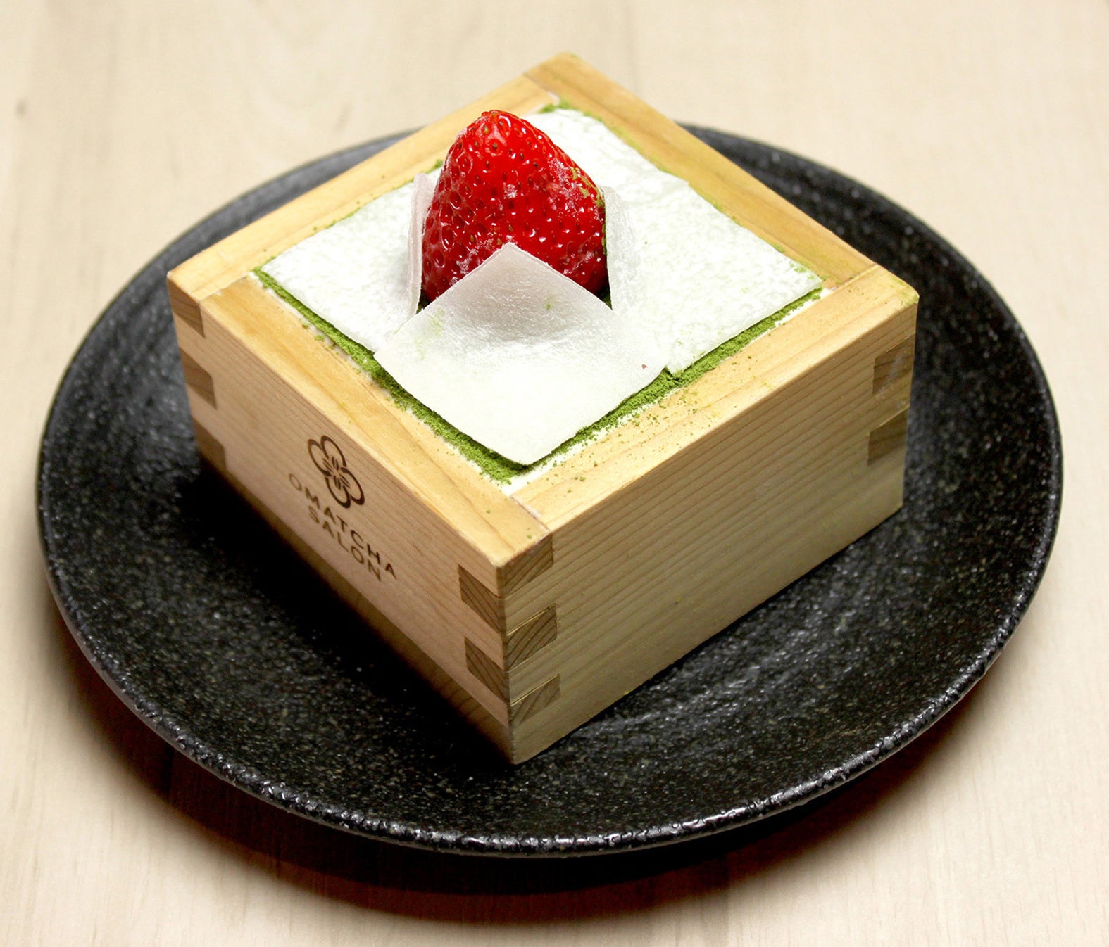 【第1回ドレッシング選手権】ドレッシング日本一は、福岡県の‟糸島野菜を食べる生ドレッシングあまおう”に決定！