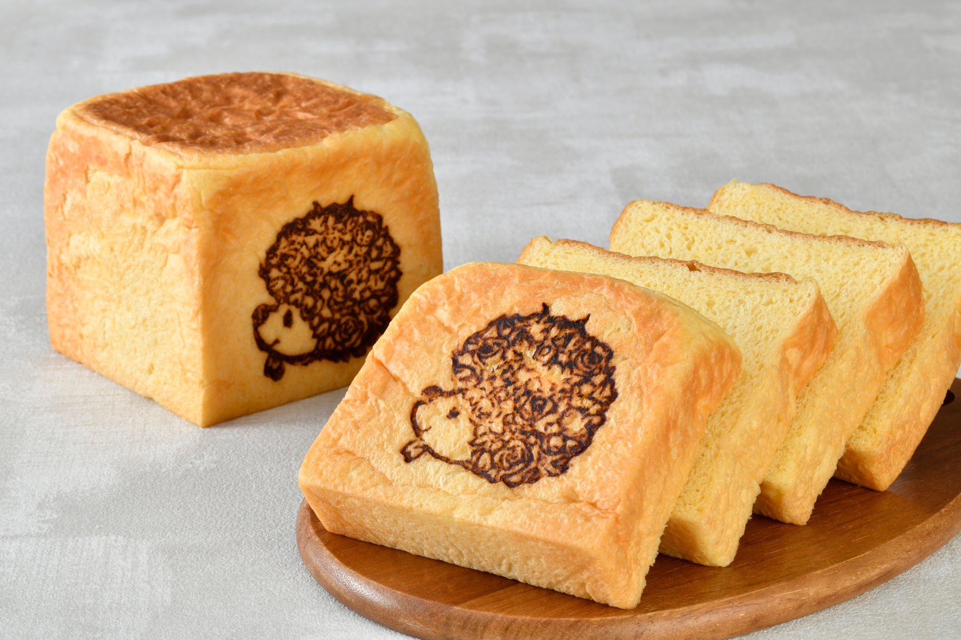 ブランド誕生5周年！いちごの濃厚でフレッシュな味わいと桜の甘く華やかな香りを楽しむ春限定フレーバー「Mr. CHEESECAKE sakura strawberry」が3/26（日）に登場