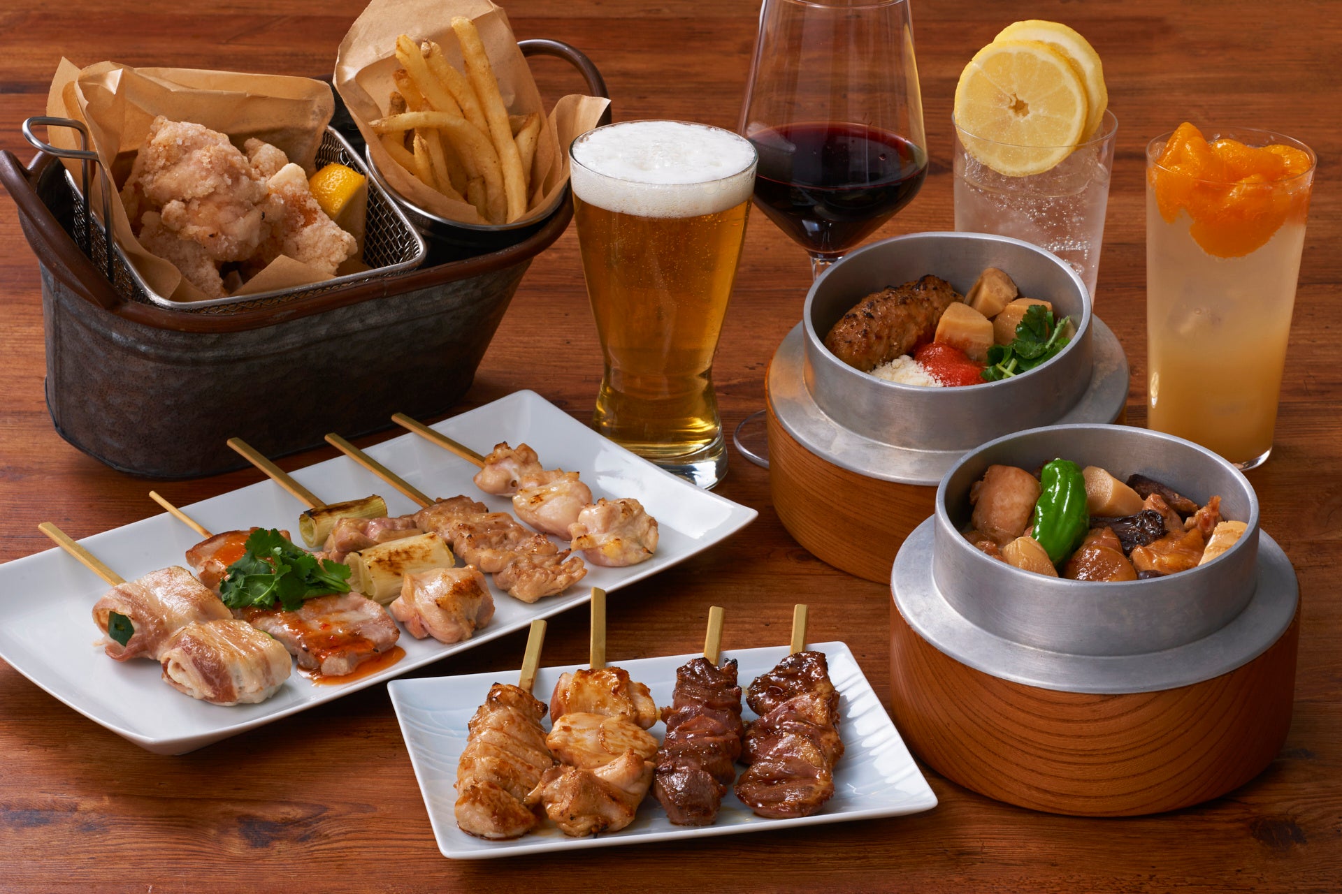 山下本気うどん　渋谷センター街 周年祭を開催　オープン1周年を記念し、「山下本気うどん 渋谷センター街」限定で2022年最も売れた※1「白いカルボナーラうどん」が期間限定復刻!!