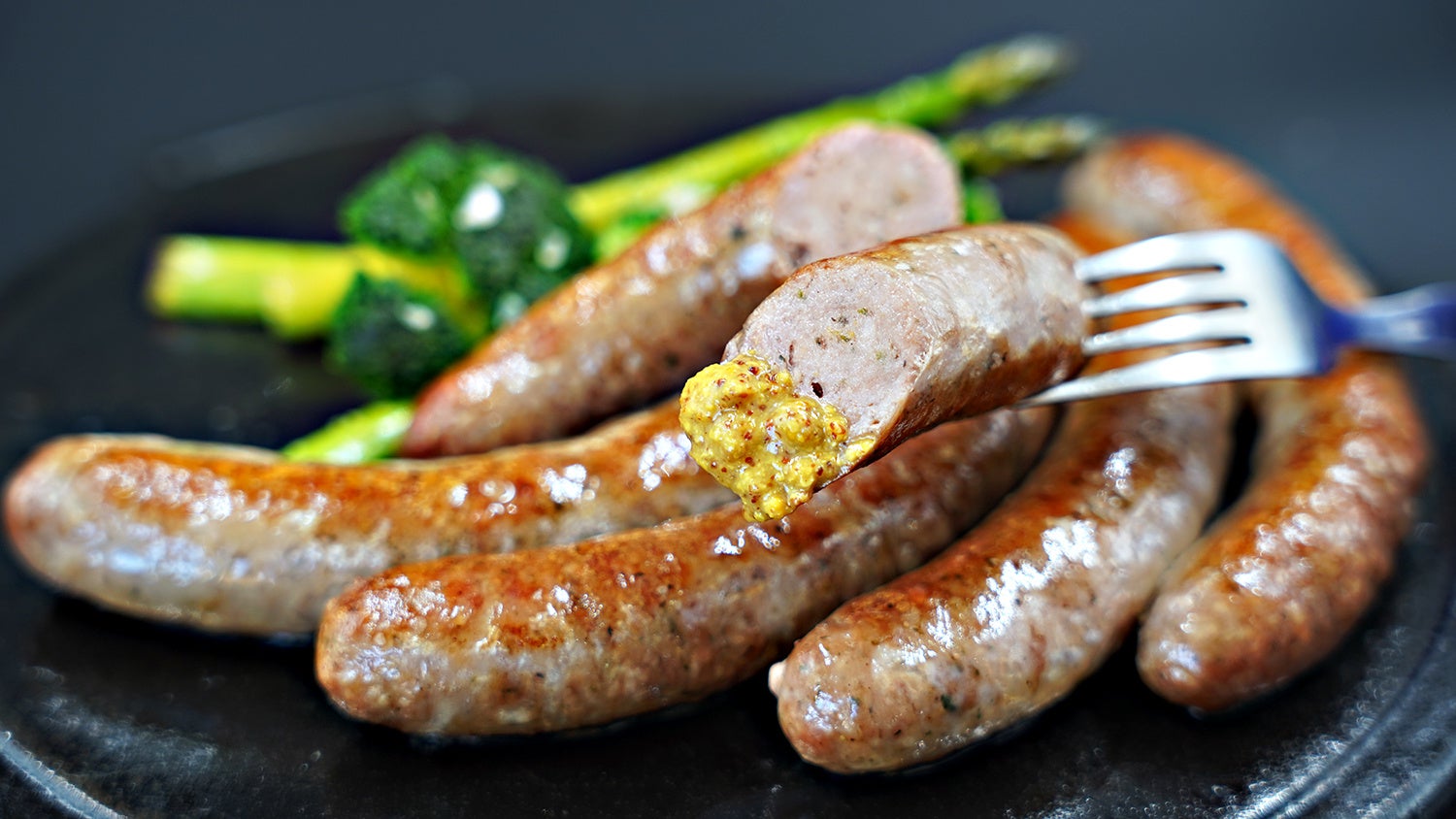 喫茶店の本格サイフォンコーヒーをもっと身近に。火を使わず手軽に愉しめる、電気式のサイフォンコーヒーメーカー HARIO 「Electric Coffee Syphon」 新登場