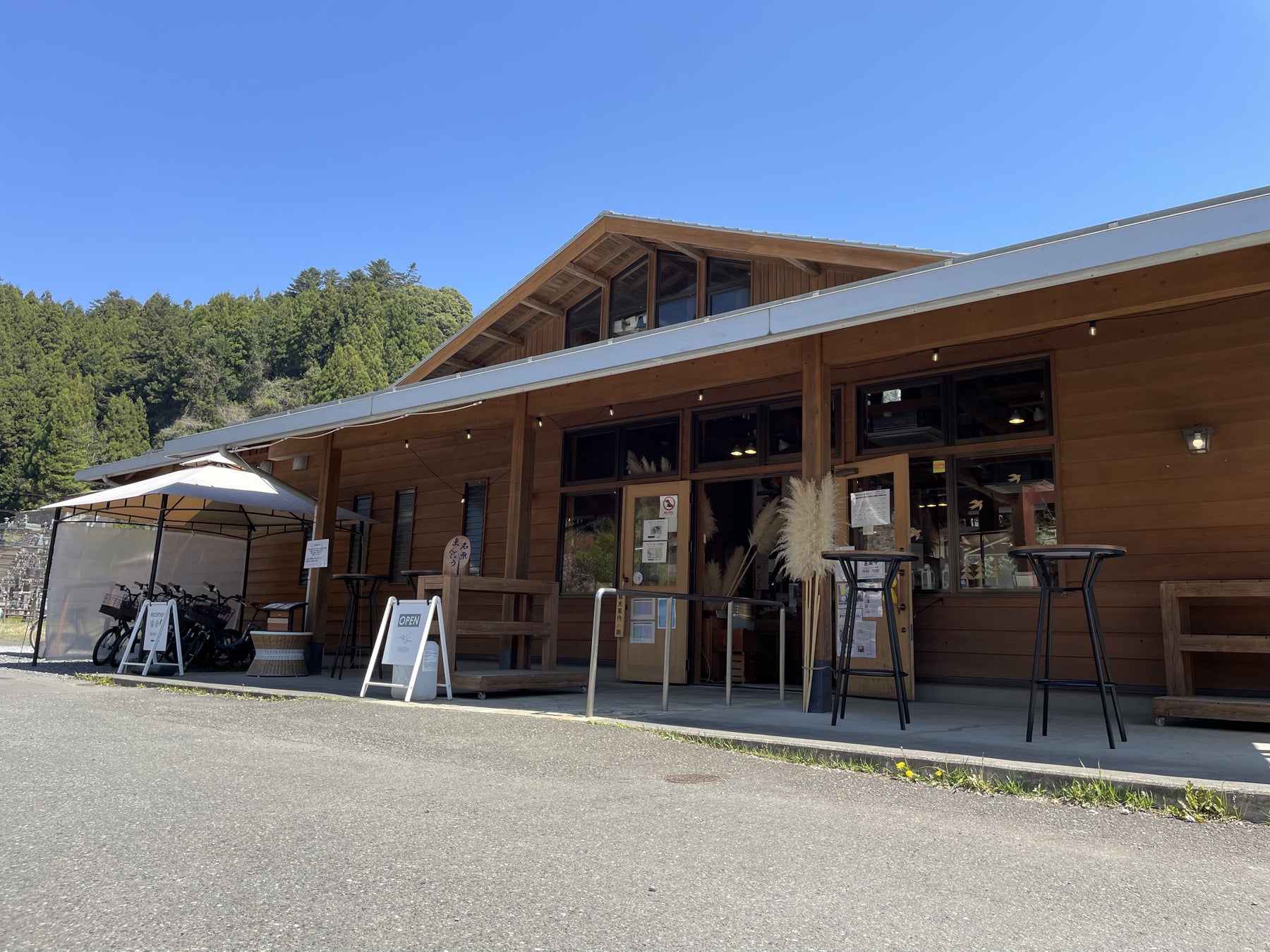 ノーラ名栗のカフェ「Cafe&Shop YAMASEMI」がリニューアルオープン！！