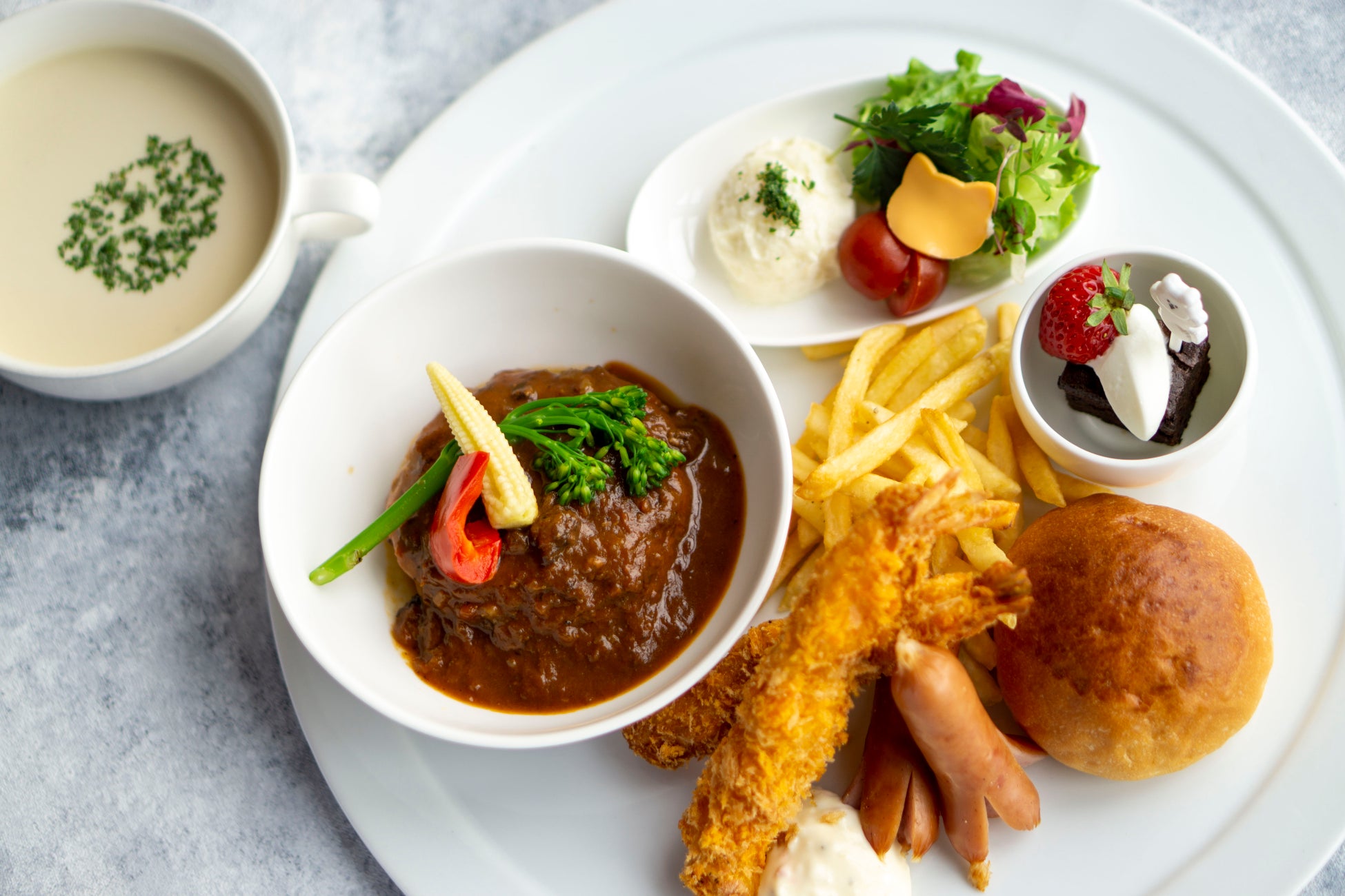 【ロイズ】4月後半催事出店情報。人気の生チョコレートなど定番商品のほか、数量限定商品も販売します。