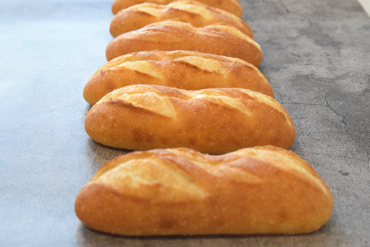 『2023年母の日ギフト』どの世代のお母さんにも喜ばれると
毎年大好評！母の日特製さつま揚げセットを
4月14日から数量限定販売