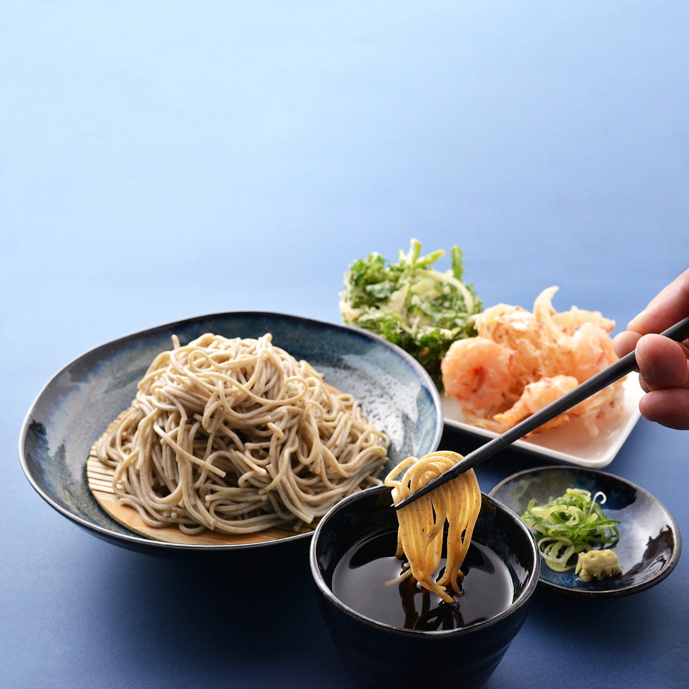 桜の次は薔薇シーズン！”国産ジン”×”薔薇”の爽やか＆華やかカクテルで初夏を先取り！