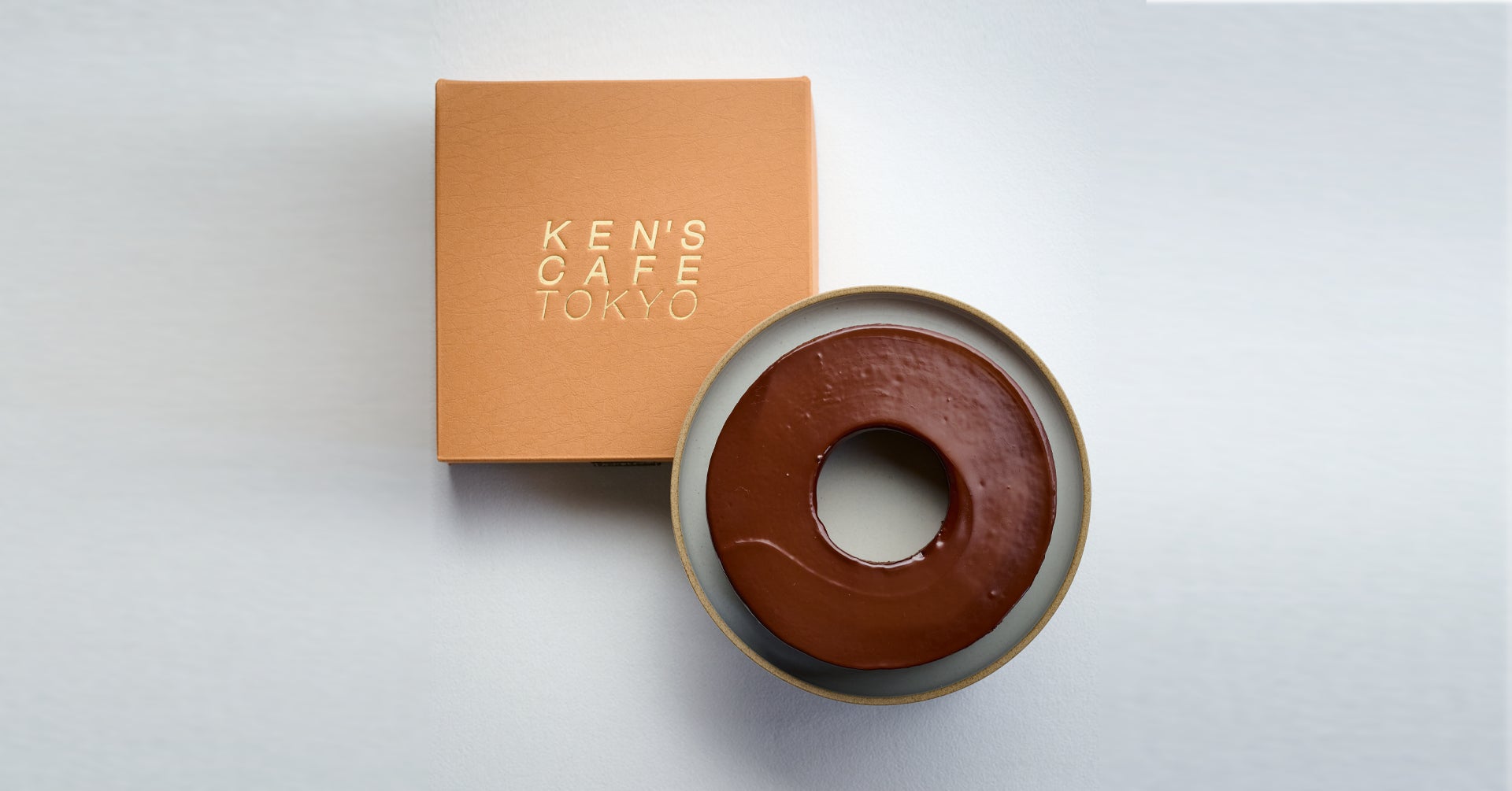 オープン2周年！ホリエモン発案エンタメパン屋【小麦の奴隷 沖縄北谷店】日頃の感謝を込めて2周年感謝祭を開催