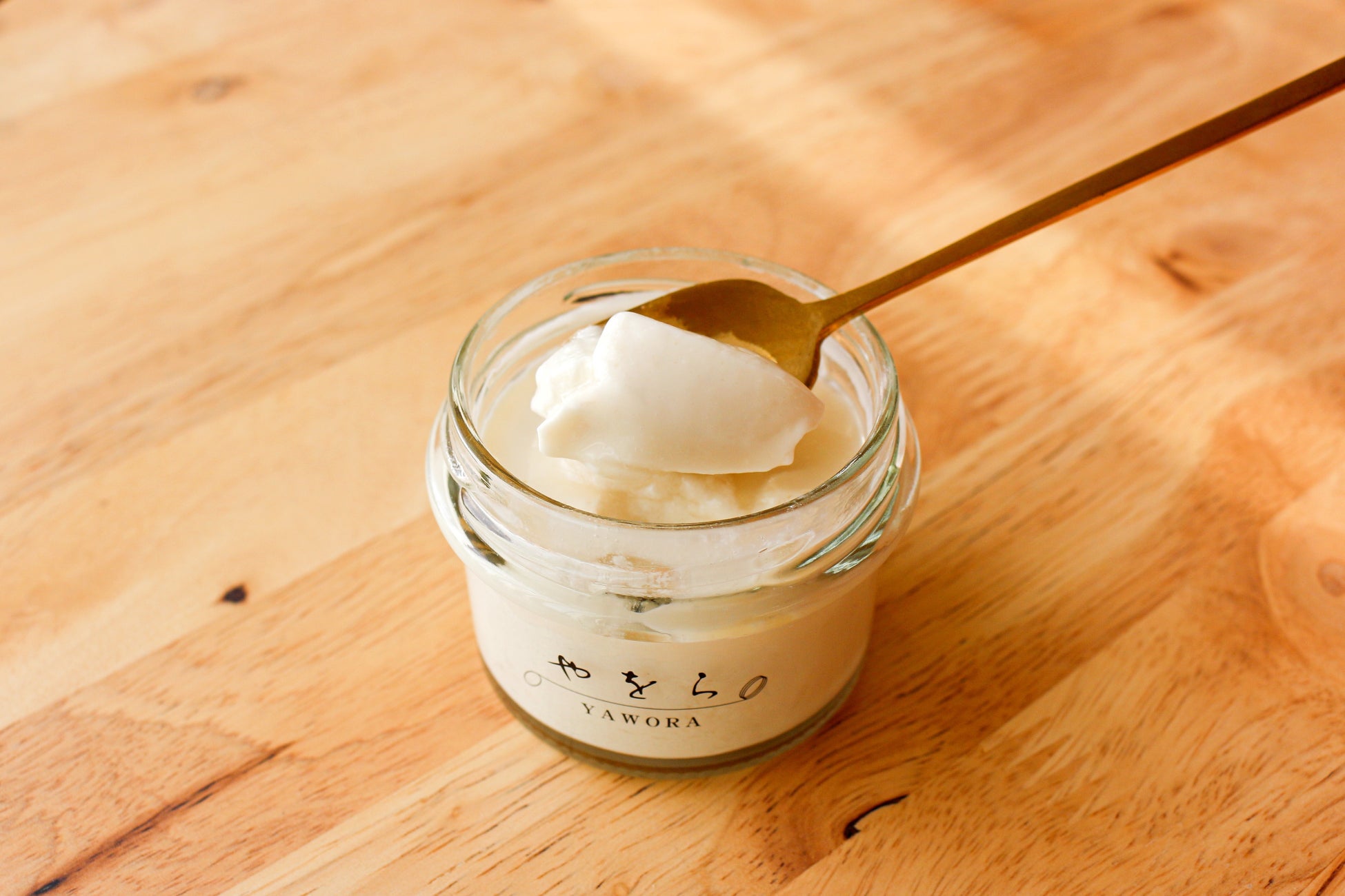 世界で唯一琵琶湖にだけ生息する特別な鮎「小鮎」を使用した
こだわり佃煮【新物】小あゆ煮を5月15日から販売開始！