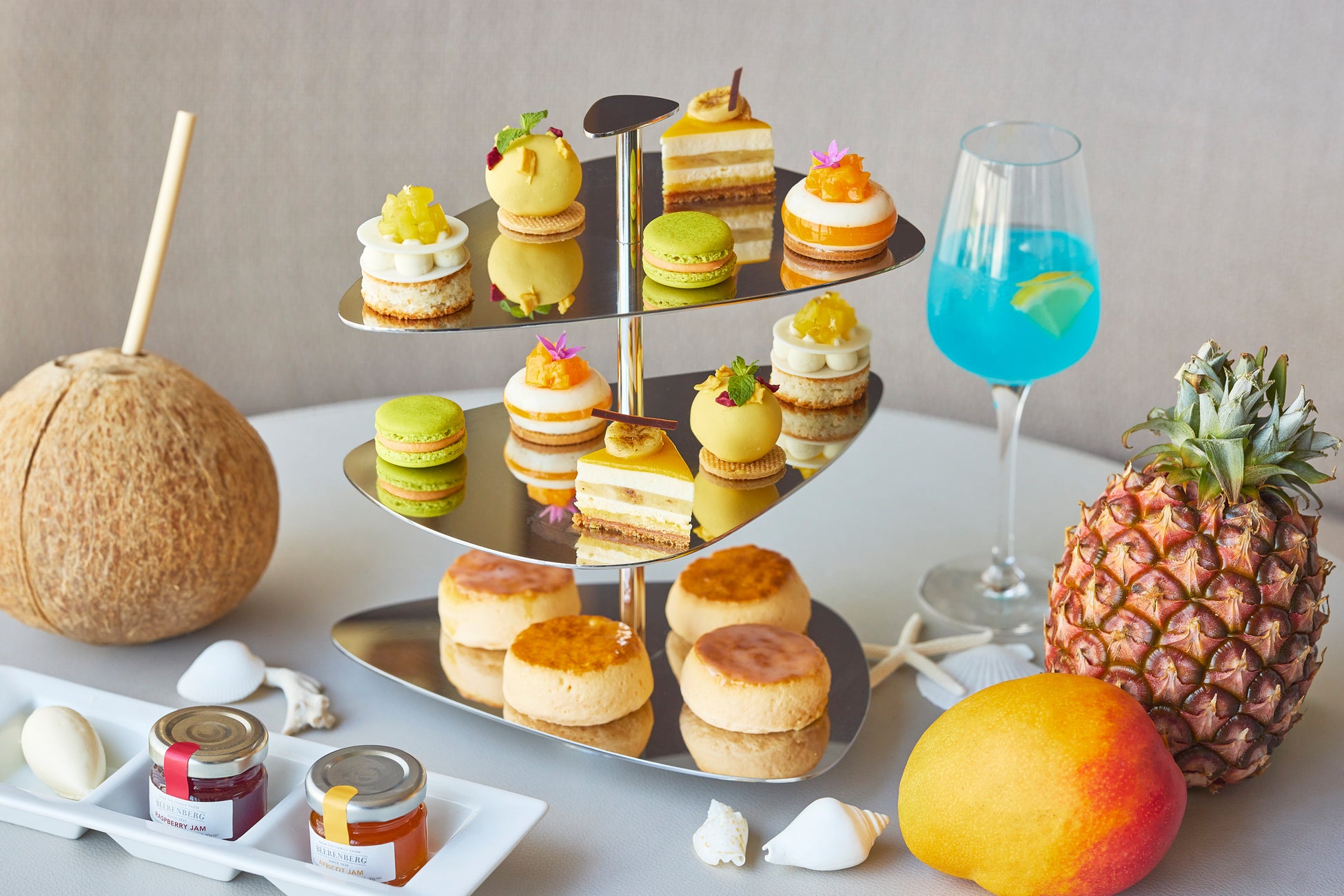 たっぷり和歌山県産南高梅果汁など、梅素材使用のソフトキャンディ　かりっと、やわ濃い。「小梅　梅玉ソフト」6月6日（火）全国で発売