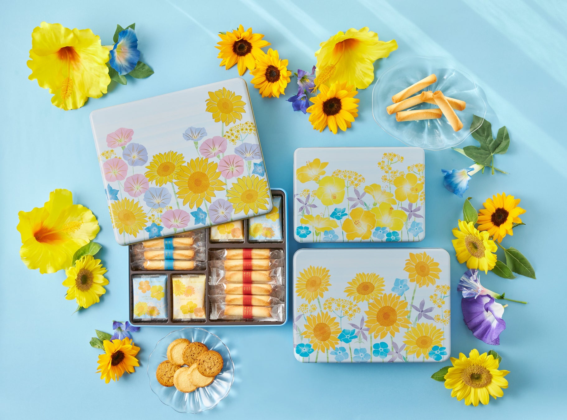 夏に咲きほこる花々をあしらった季節限定のクッキー缶「カドー ドゥ レテ」6月15日(木)より発売