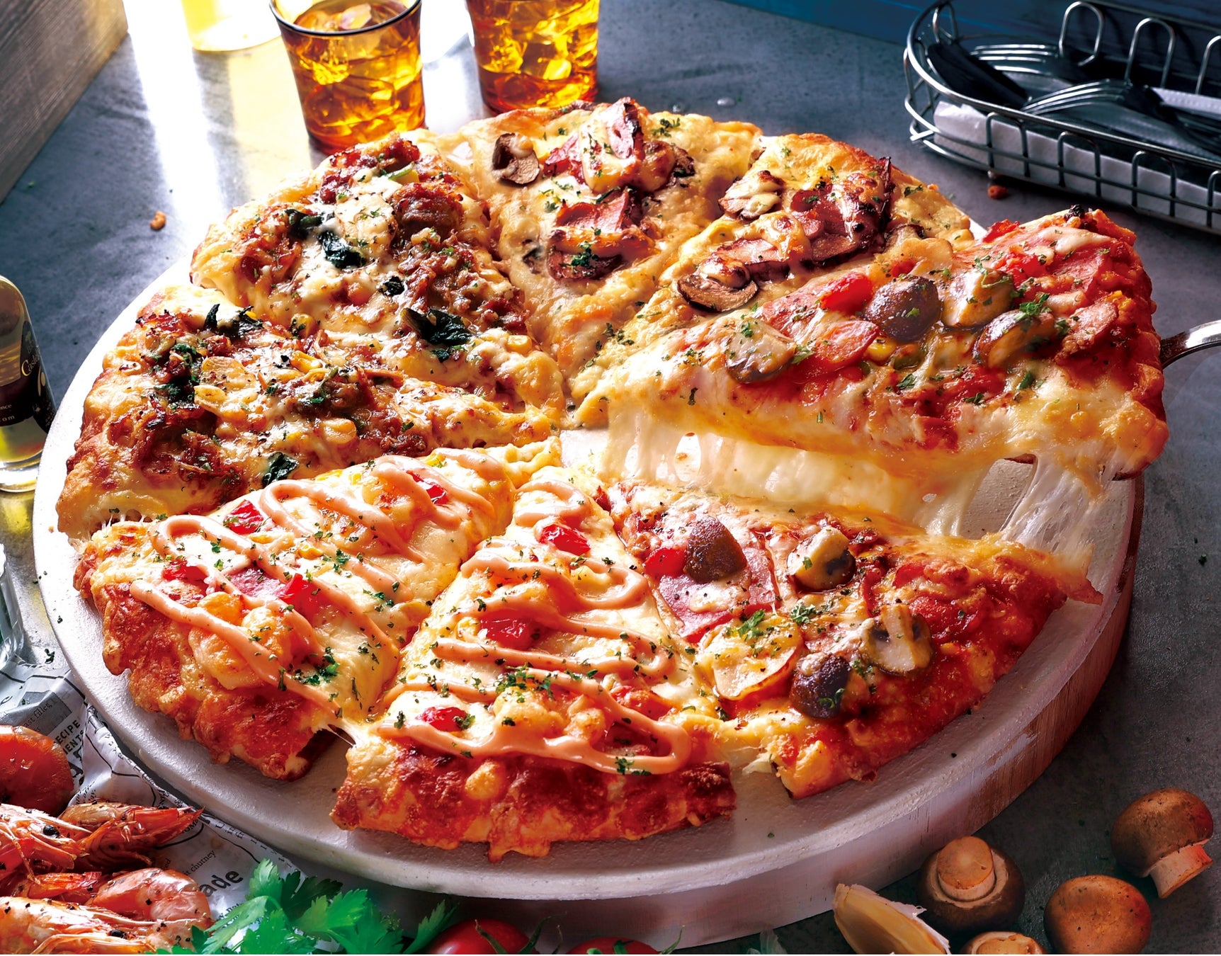 間もなくピザーラの夏メニューが登場！！　春限定『ボッタルガと桜海老のシーフードピザ』など販売終了間近！！