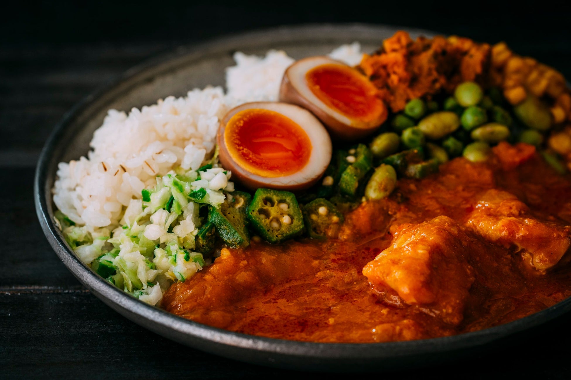 6月15日より、元町珈琲のグランドメニューに麻布十番モンタボーの食パン「小麦のしずく」を使用したメニューが登場！