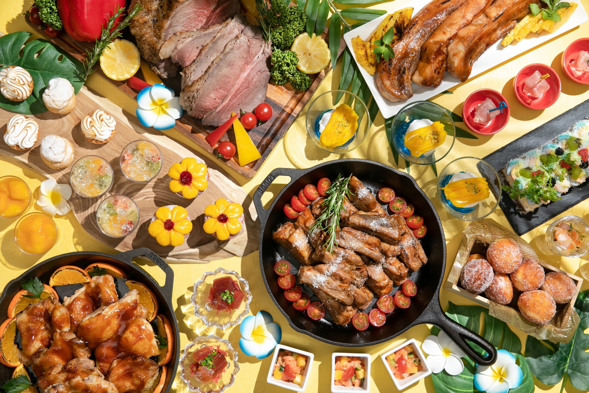 【新横浜プリンスホテル】 猛暑による夏バテ、食欲の不振を吹き飛ばす“夏のスタミナチャージ”！ダイナミックな肉料理を中心としたハワイアンブッフェを開催