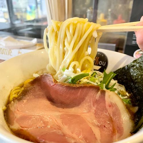 【学生街の人気ラーメン店】GOSSOU/ゴッソウがサラリーマンの街、新橋にオープン