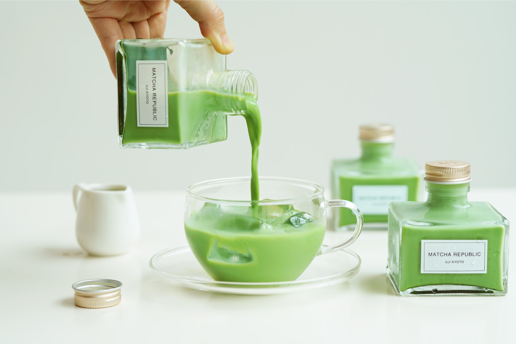 屋台のチョコバナナが大福に!冷やすとチョコがパリッとやみつきの美味しさに!『チョコバナナ大福』亀屋万年堂直販28店舗にて7月限定販売