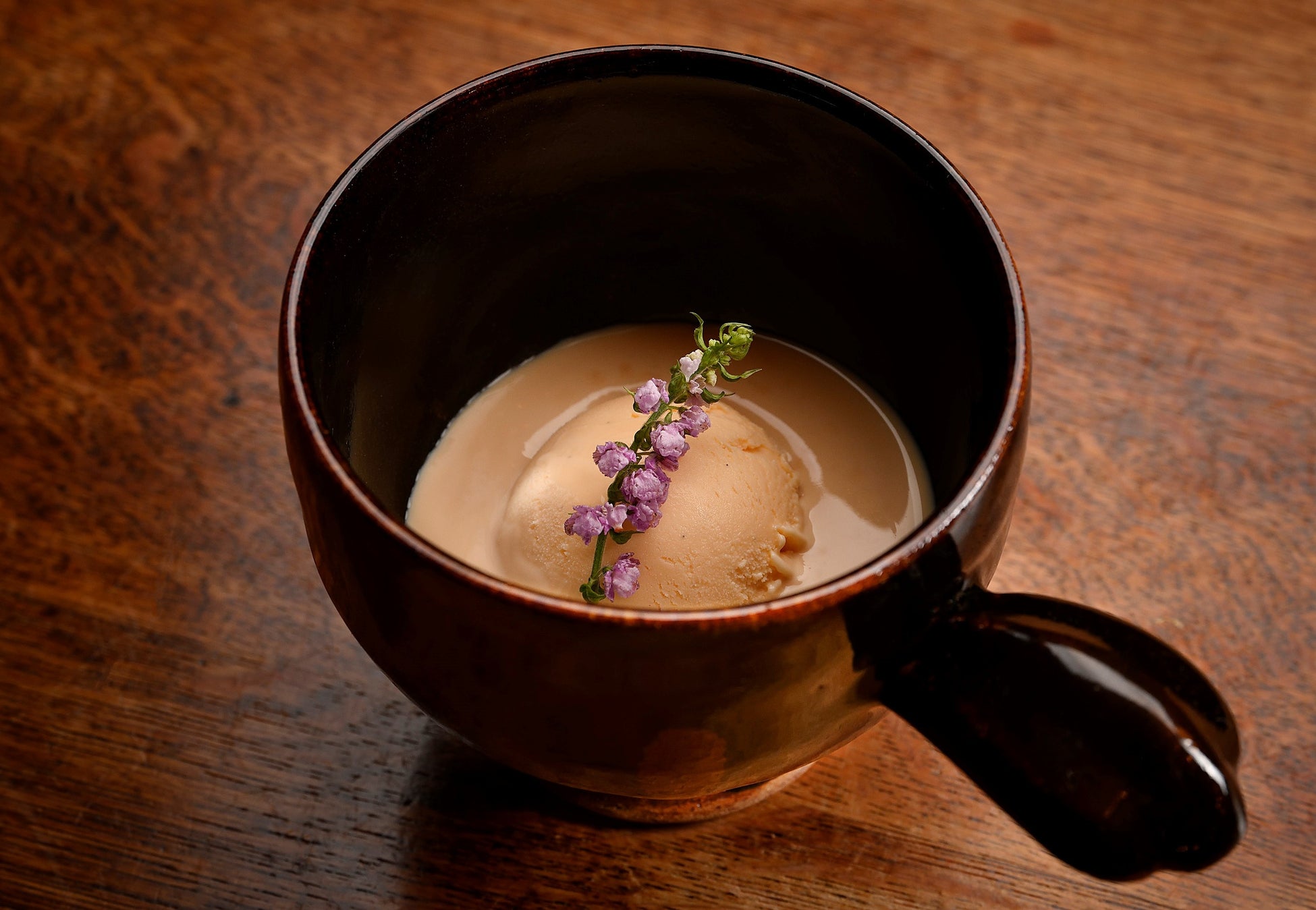 世界最大級のメタバースイベント「バーチャルマーケット」に湖池屋が初出展！　生産から3日以内に出荷される「湖池屋工場直送便 ポテトチップス」のおいしさの秘訣を学べる体験型コンテンツが登場！