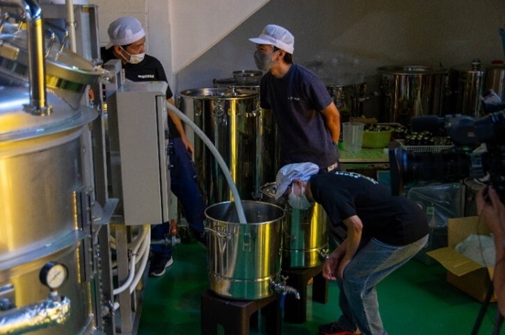 総額2,000万円超の26年古酒300リットルを蒸留し分解、
石川酒造場のブレンド技術で世界初の泡盛を構築　
『shimmer』より9月頃に発売予定