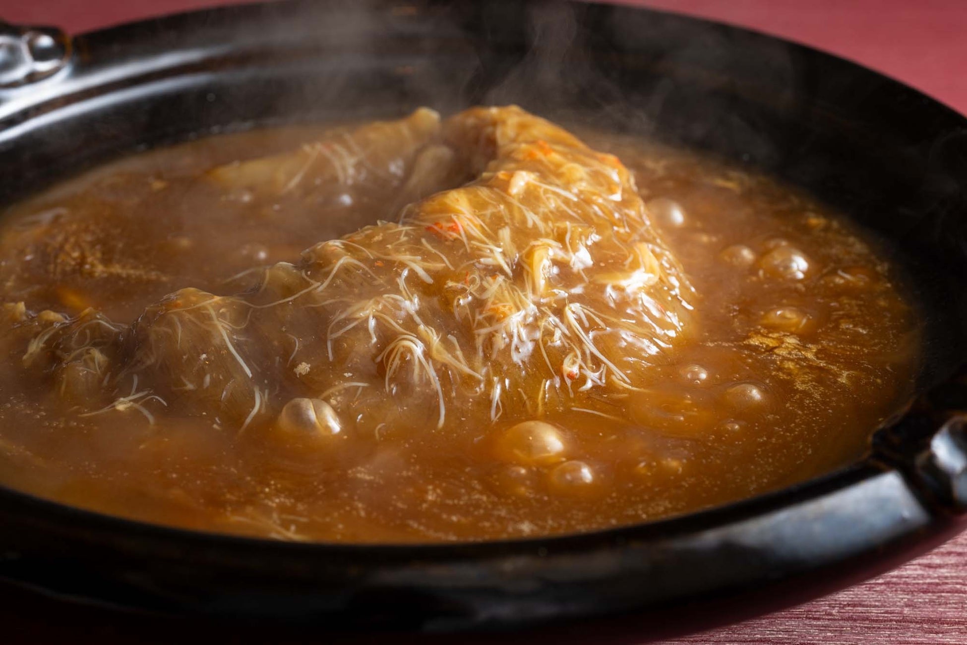 猛暑の夏に“ひんやり体験” ナイトプールとホテルラウンジでカクテルが満喫できる新プラン登場！