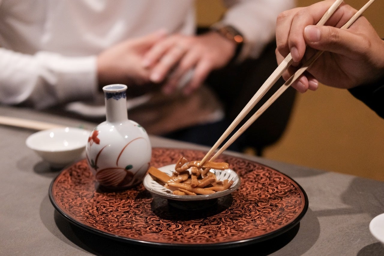 大阪の伝統的手法で作られた串揚げとサステナブルシャンパーニュとの出会いスイスホテル南海大阪で一夜限りのペアリングディナー