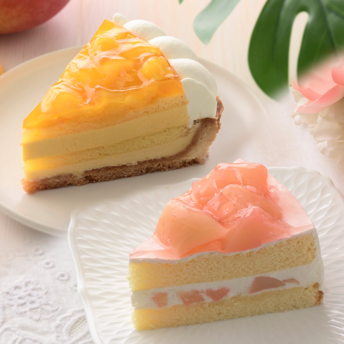 【銀座コージーコーナー】濃厚な甘さのマンゴー、上品な甘さと香りの白桃。とろける食感の２大フルーツをショートケーキやタルトで味わう♪