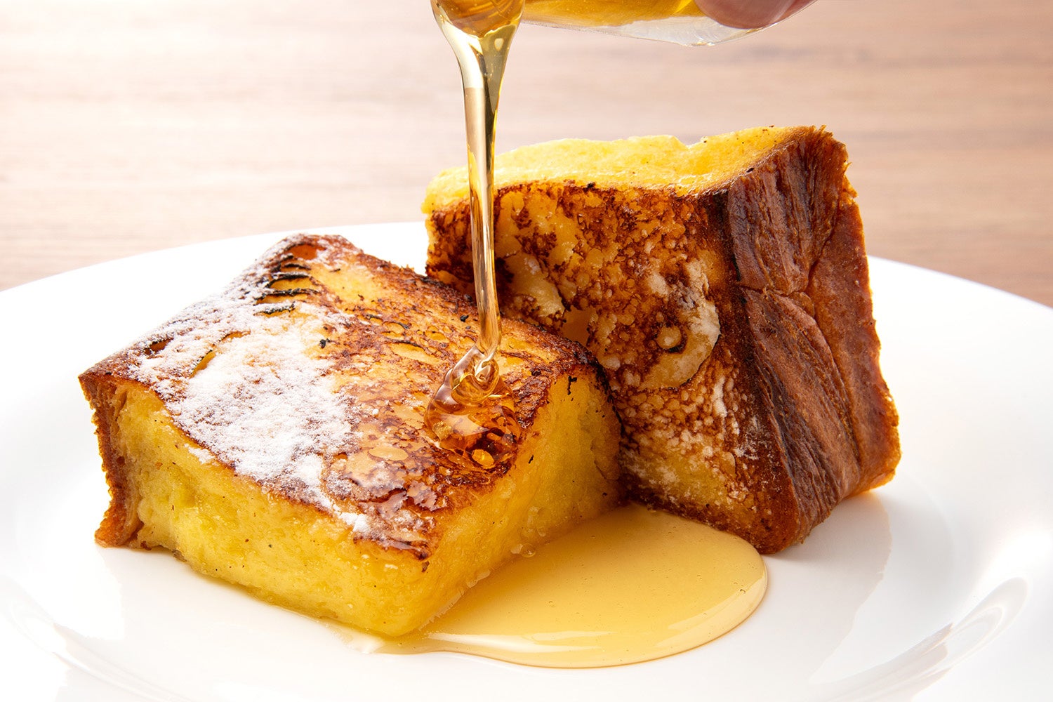 沖縄初上陸!ぷるぷるのフィリピンスイーツ【タホ】が食べられるスイーツカフェ「SUN SUN」が、那覇市国際通り裏のパラダイス通りにオープンしました!