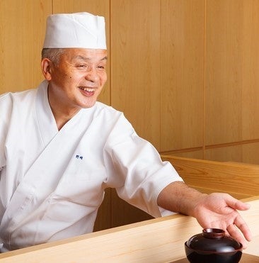 【横浜・大宮】秋のフルーツが満載！目の前で仕上げる“できたて”モンブランパフェが新登場『生しぼりモンブランのご褒美パフェ』