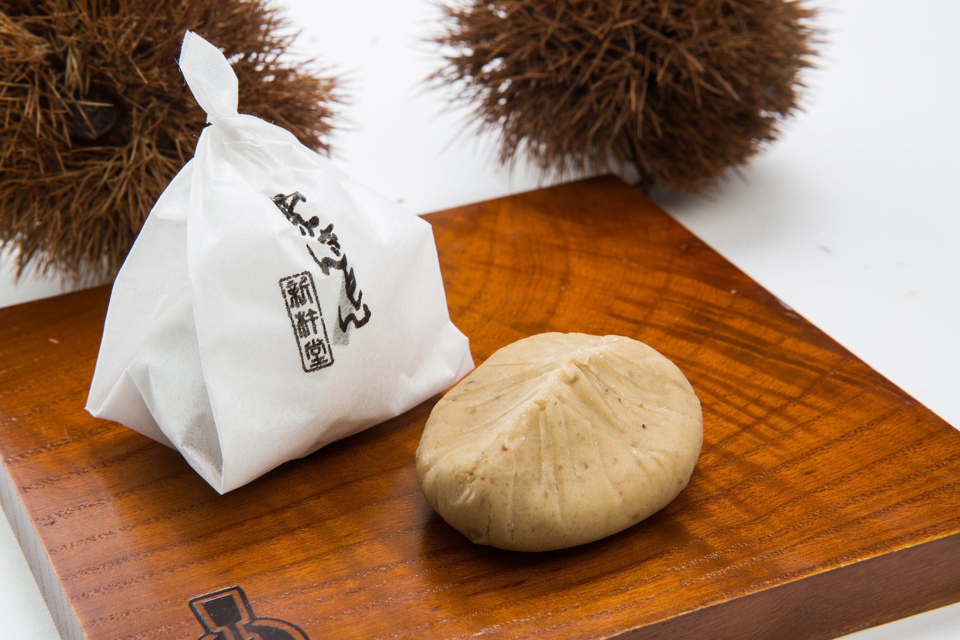 “心ゆくまでお出汁を楽しむ”がコンセプト。東京・大阪で人気の出汁しゃぶ店「おかか」が 10月17日(火)東京・市ヶ谷にグランドオープン!