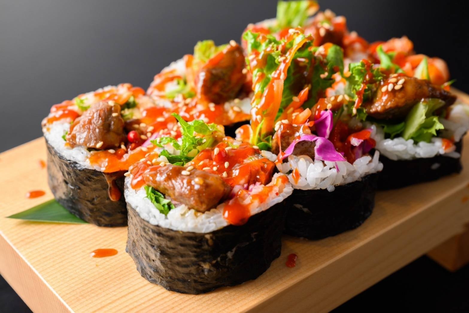 2023年10月1日（日）伏見稲荷OICYビレッジにハラル神戸牛寿司ロール専門店の世界初店舗「Wagyu Sushi Roll」がオープン！